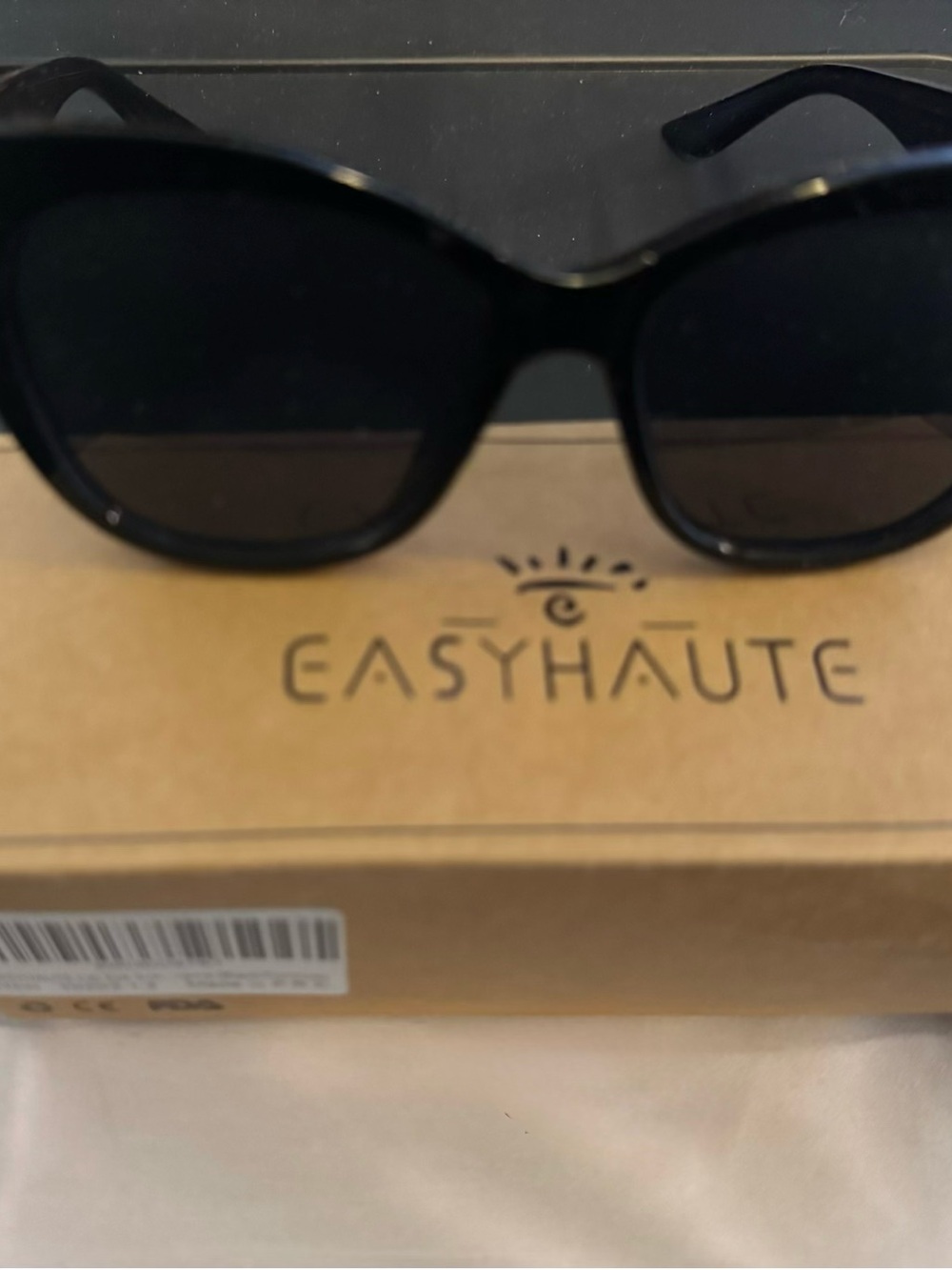 EasyHaute Black Sunglasses